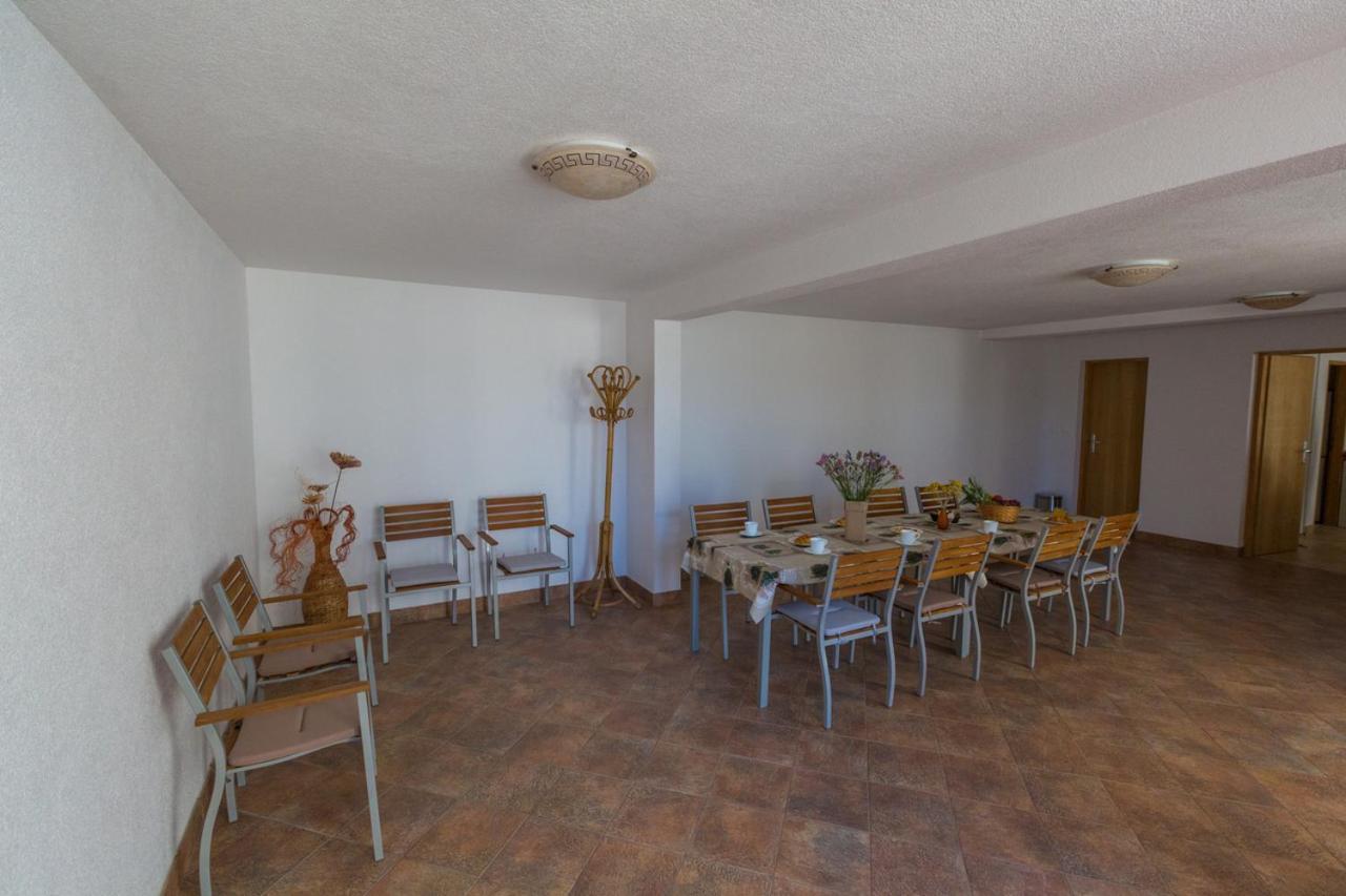 Apartmán Dakovic Boba Šilo Exteriér fotografie